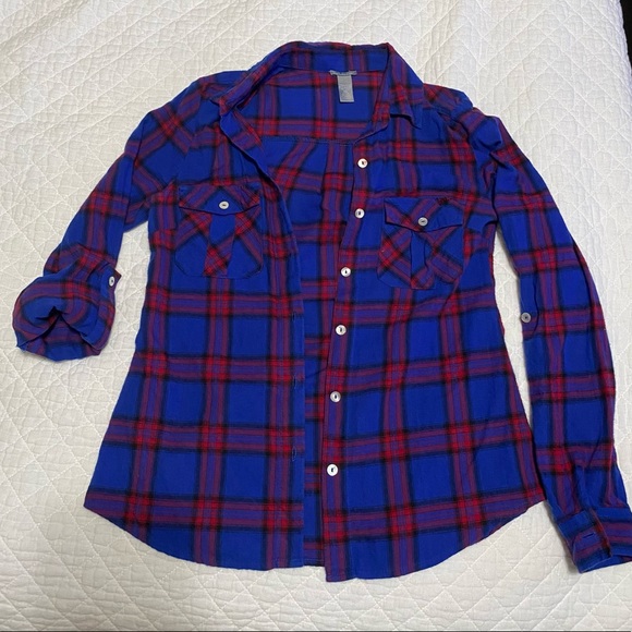Fall flannel top! Perfect for this fall. - Picture 1 of 1
